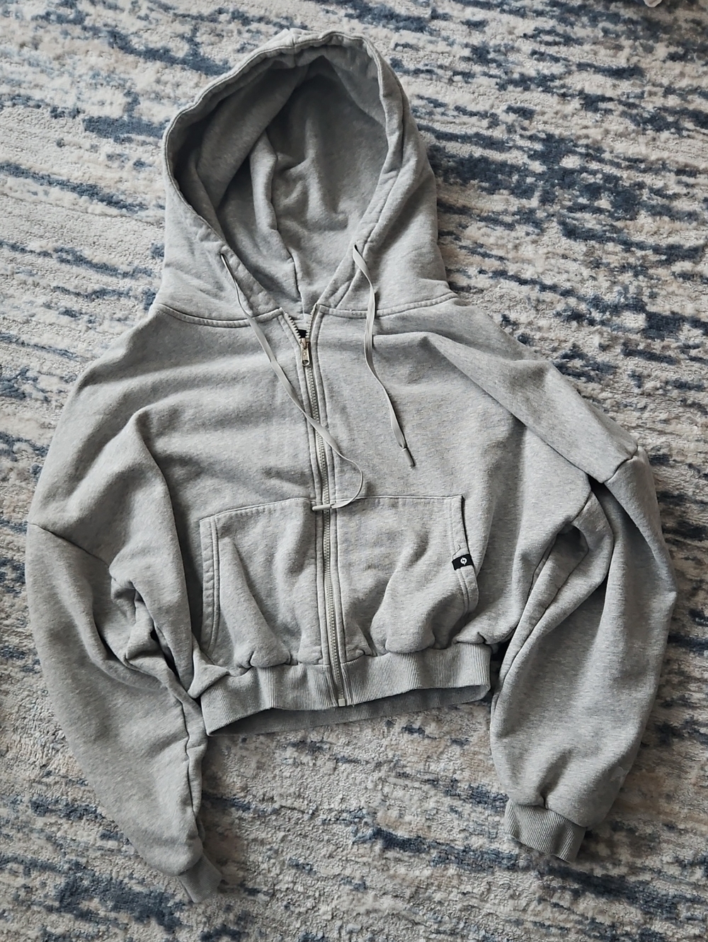 POPFLEX S/M Women’s Grey Zip-Up Cropped Hoodie Sweater